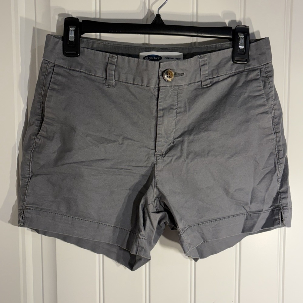 Old‎ Navy Shorts Women's 2 Gray Twill Low-Rise Flat-Front 29x7-Measured Casual